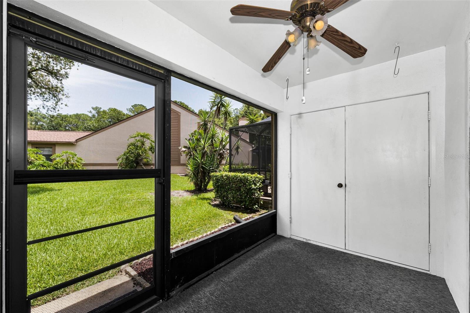 3477 Hillmoor Dr Property Photo 41