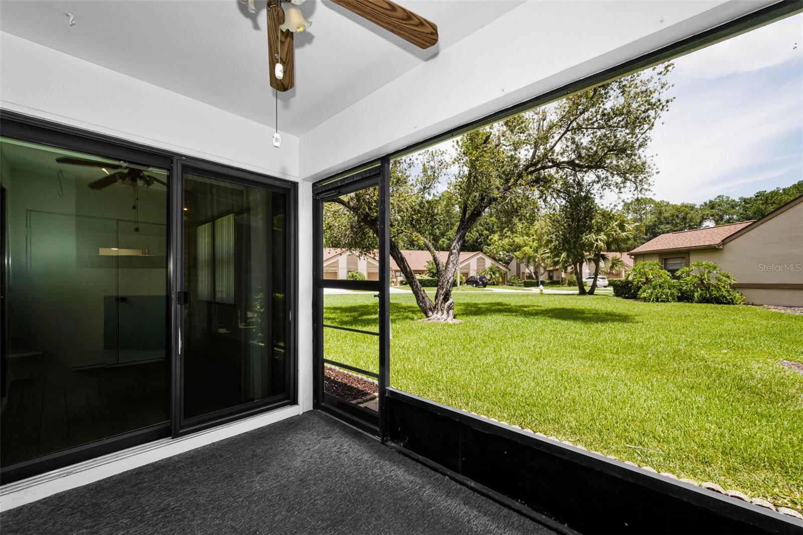 3477 Hillmoor Dr Property Photo 42