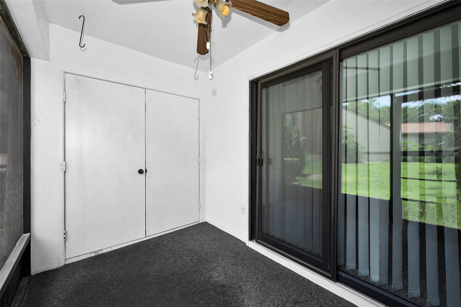 3477 Hillmoor Dr Property Photo 44
