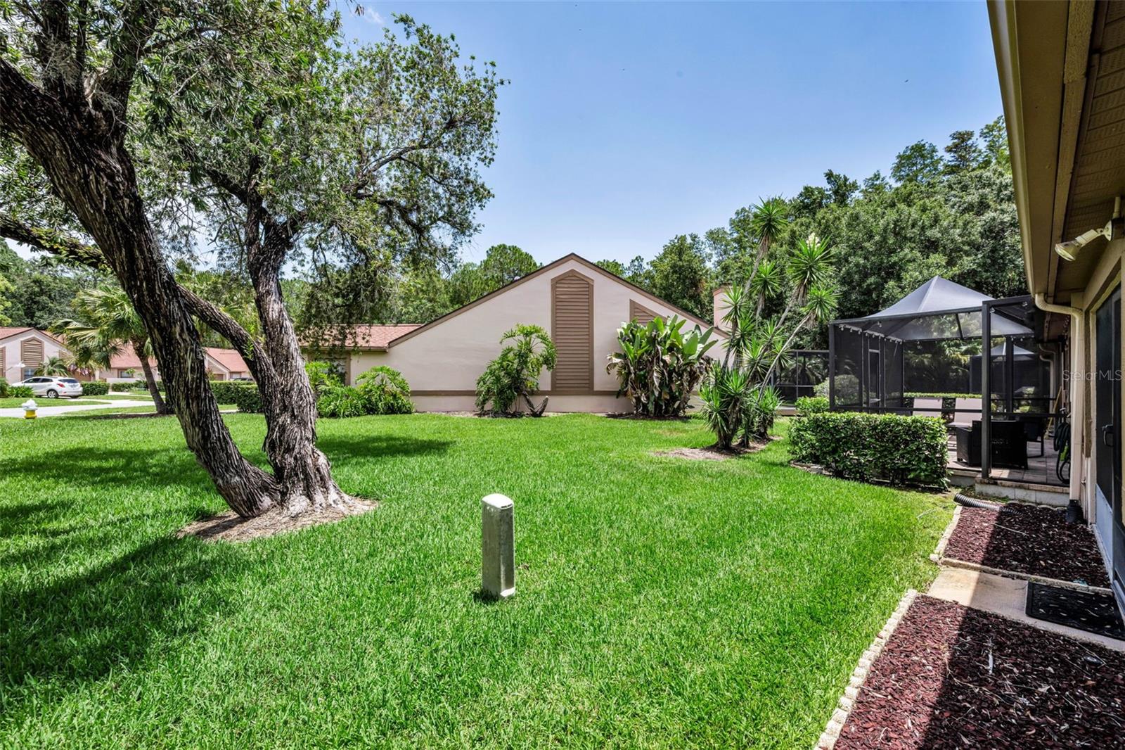 3477 Hillmoor Dr Property Photo 45
