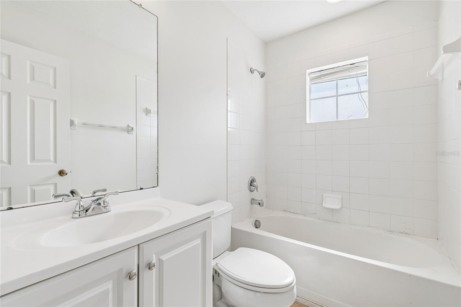 915 Windton Oak Dr Property Photo 34