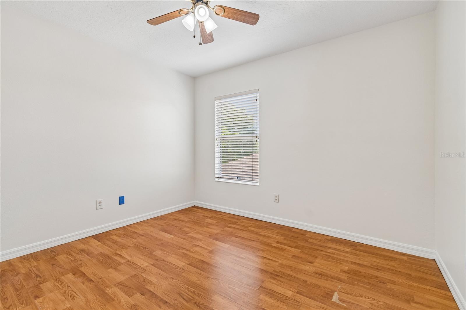 915 Windton Oak Dr Property Photo 35