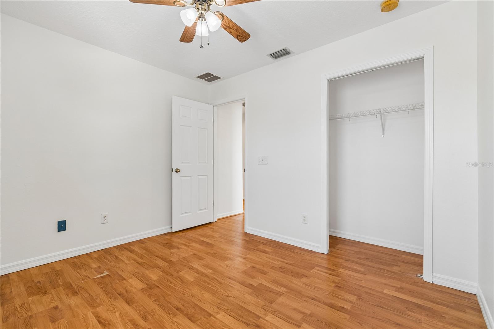 915 Windton Oak Dr Property Photo 36