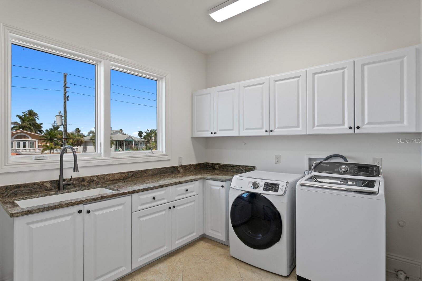 15912 Gulf Blvd Property Photo 32