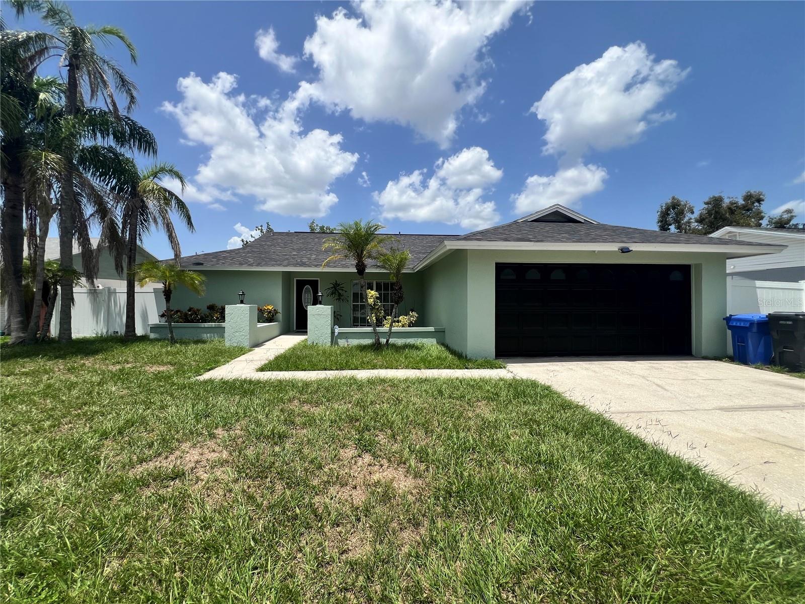 10902 Wingate Dr Property Photo 1