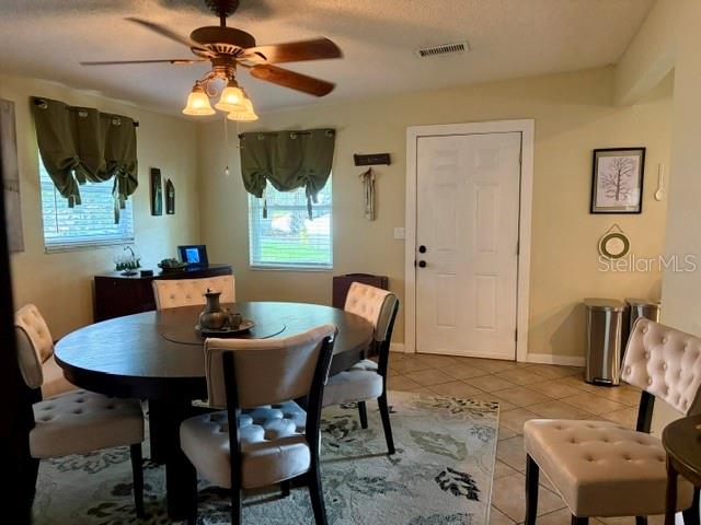915 Harbor Hill Dr Property Photo 9