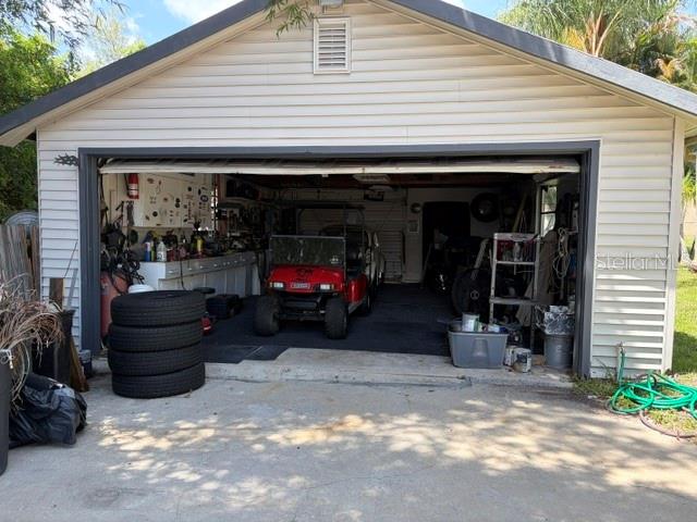 915 Harbor Hill Dr Property Photo 33