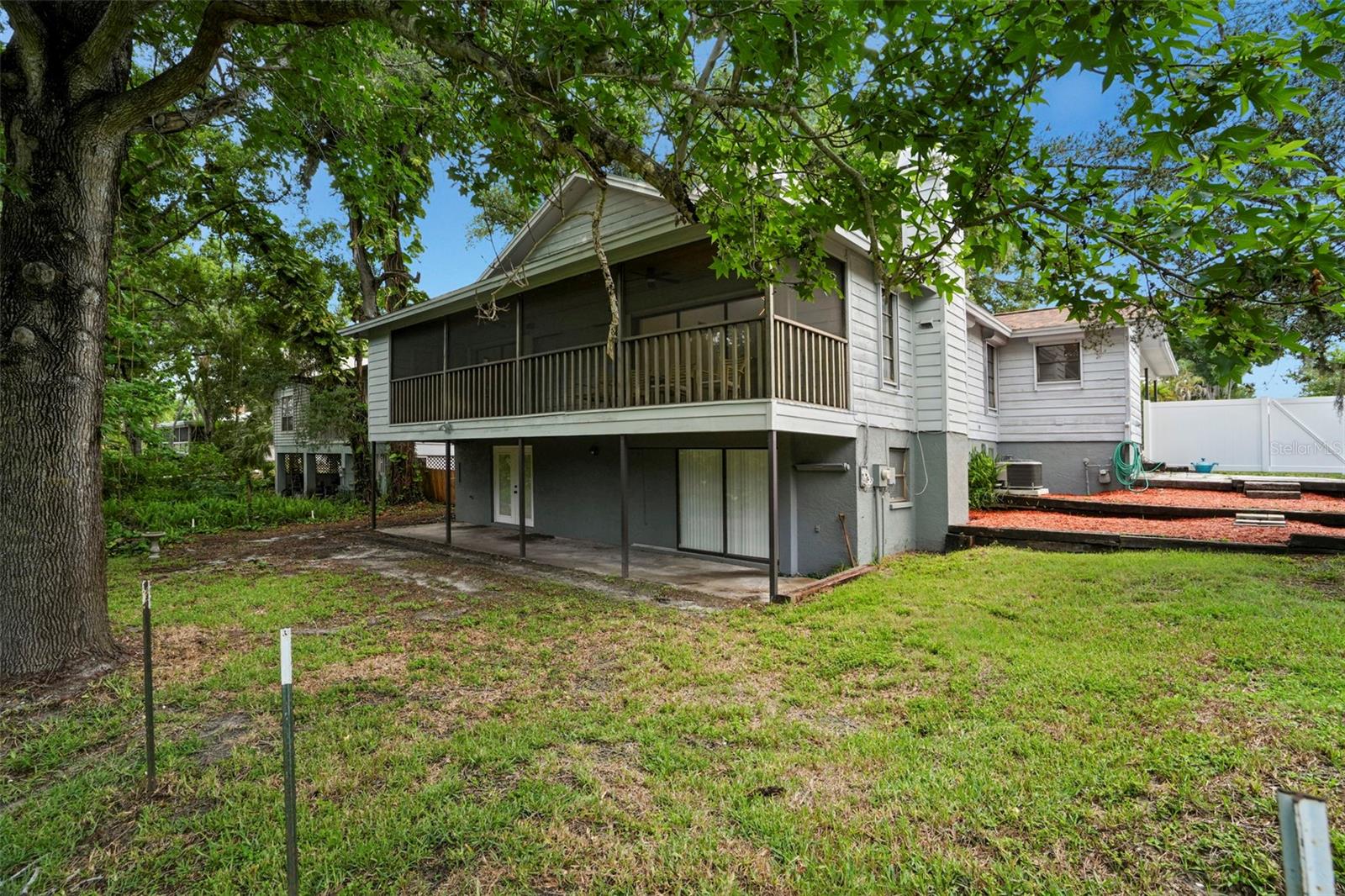 210 Edgewood Ave Property Photo 42