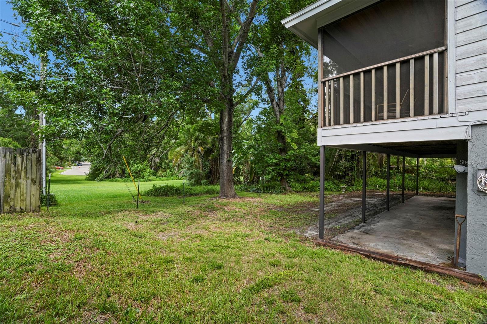 210 Edgewood Ave Property Photo 43