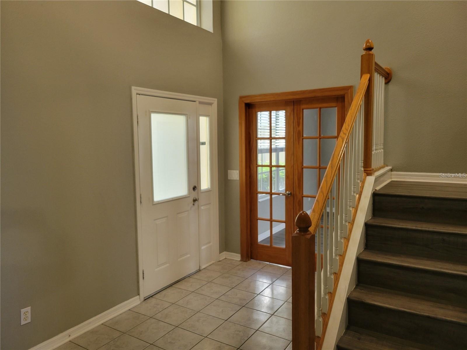 7215 Colonial Lake Dr Property Photo 3
