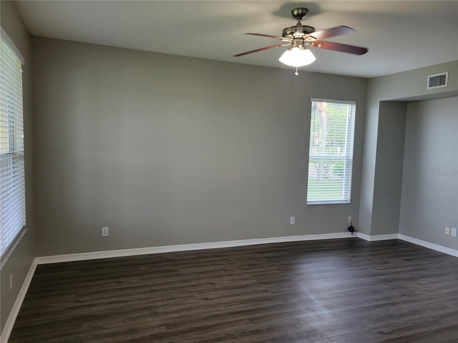 7215 Colonial Lake Dr Property Photo 9