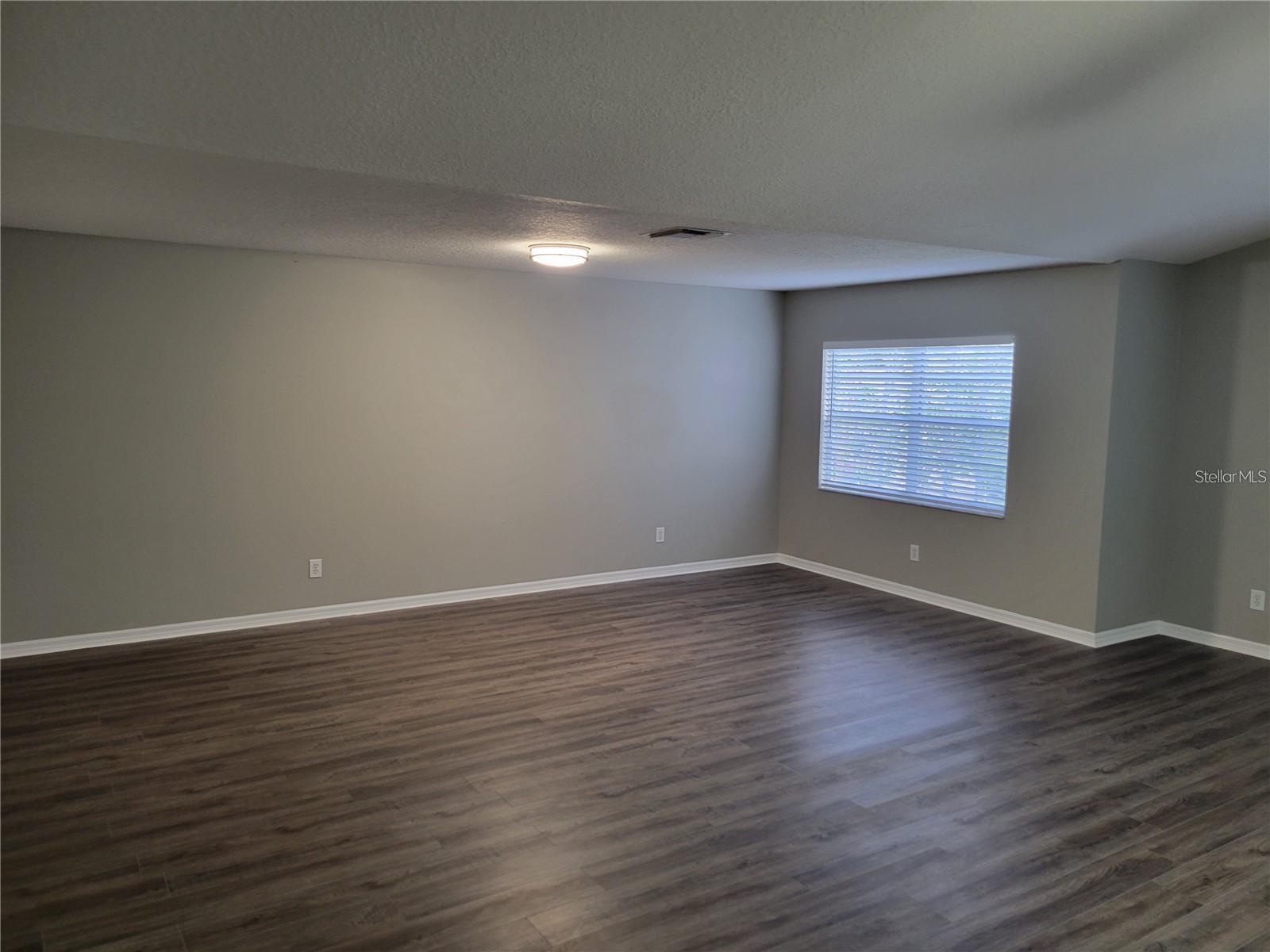 7215 Colonial Lake Dr Property Photo 16
