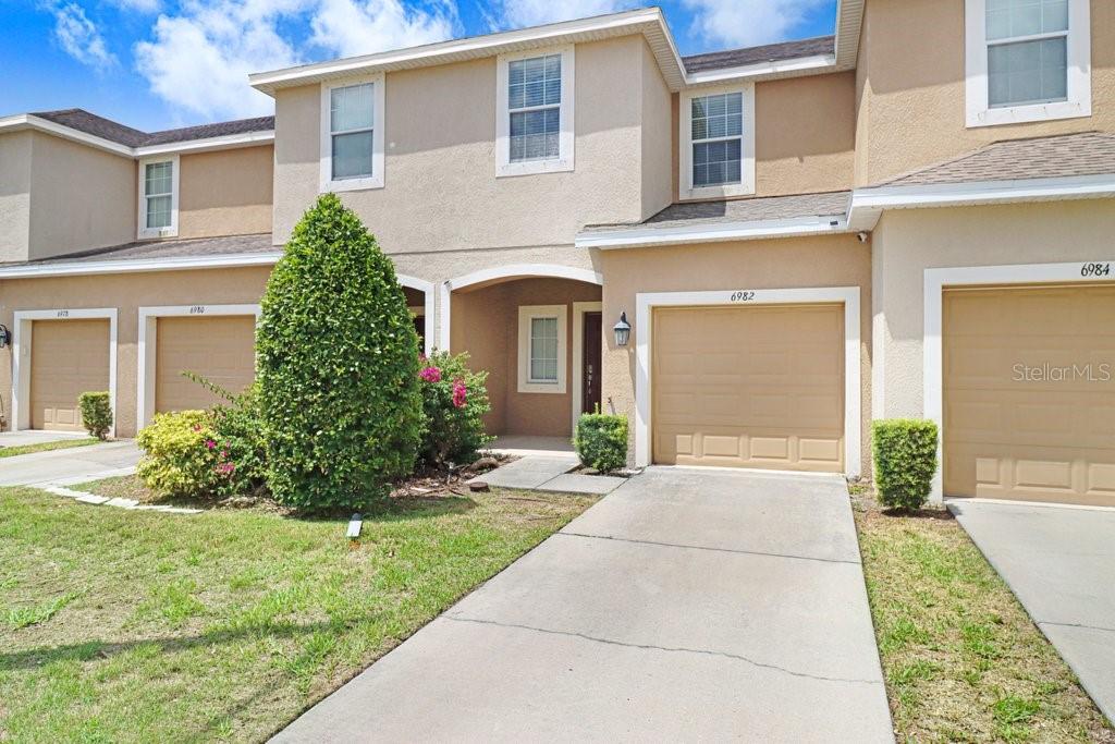 6982 HOLLY HEATH DR Property Photo 1