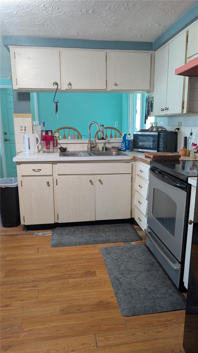 3452 Chauncy Rd Property Photo 6
