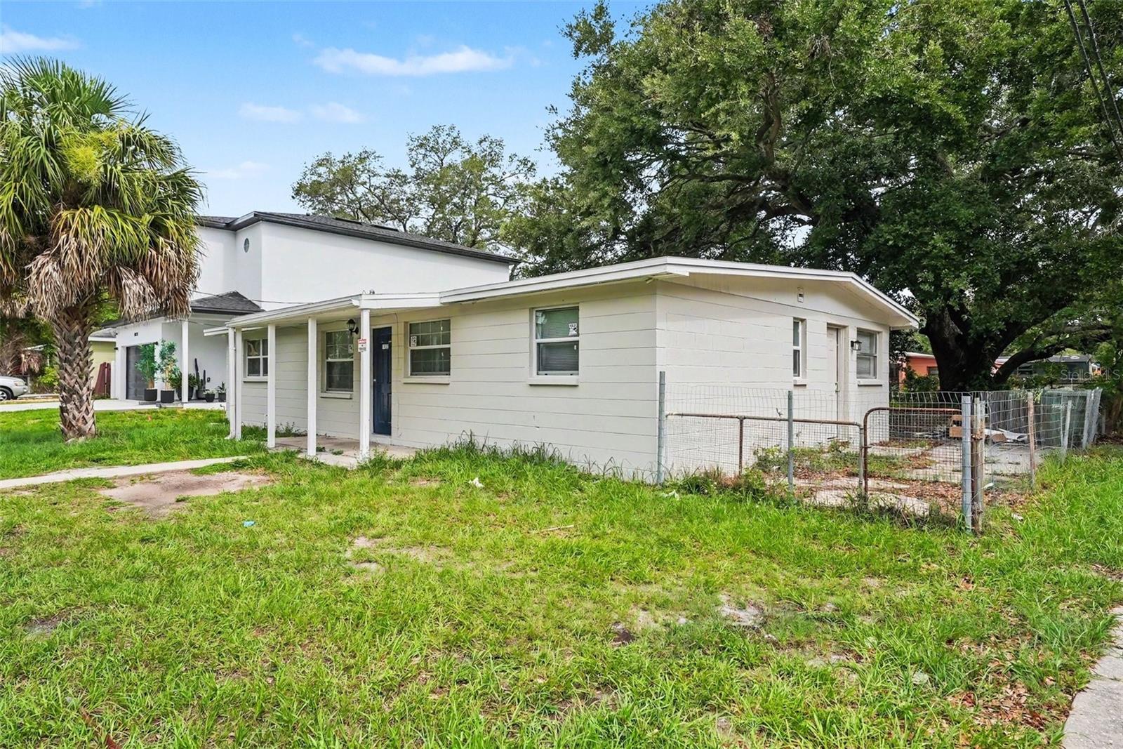 4022 E Henry Ave Property Photo 4