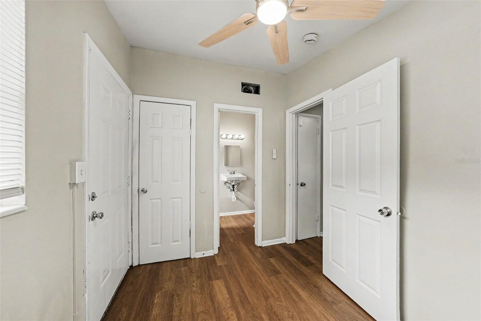 4022 E Henry Ave Property Photo 22