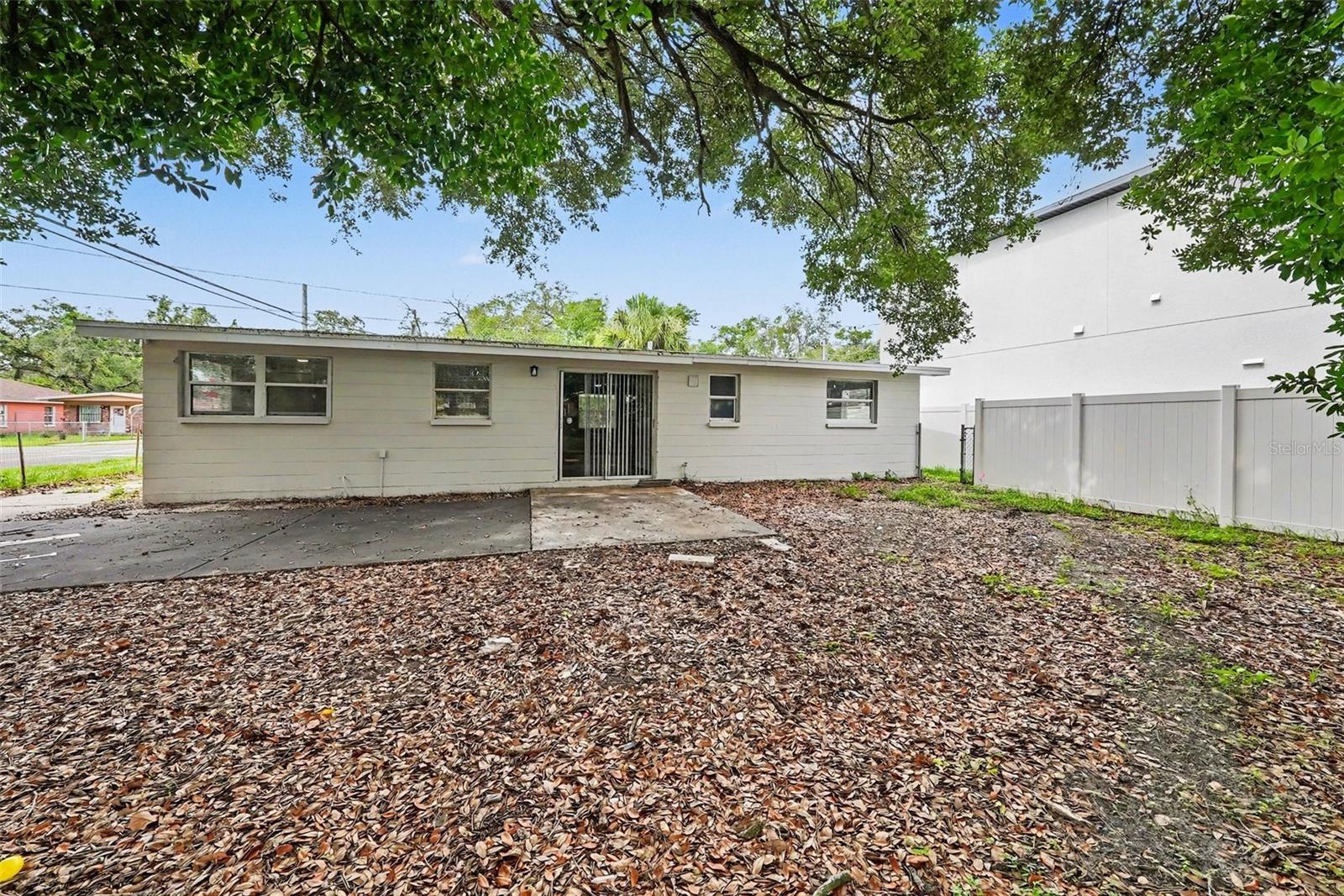 4022 E Henry Ave Property Photo 27