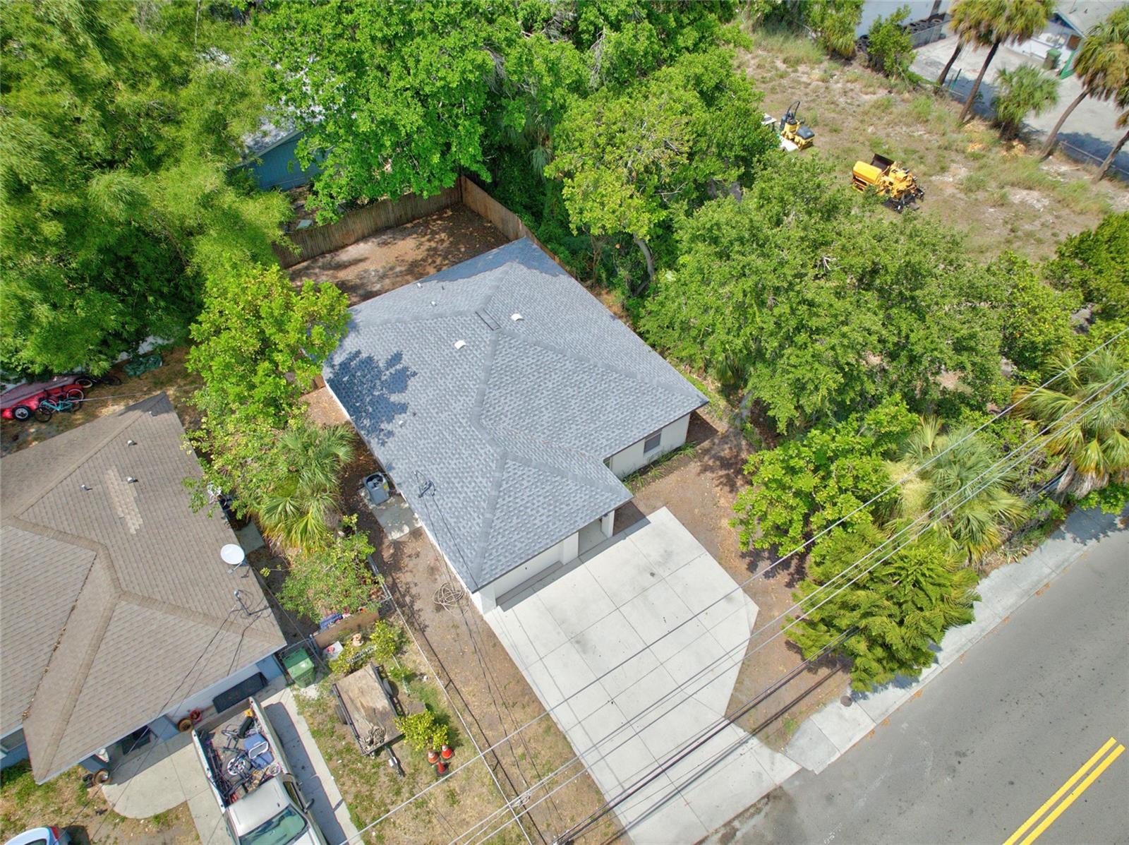 1004 17th Ave W Property Photo 27