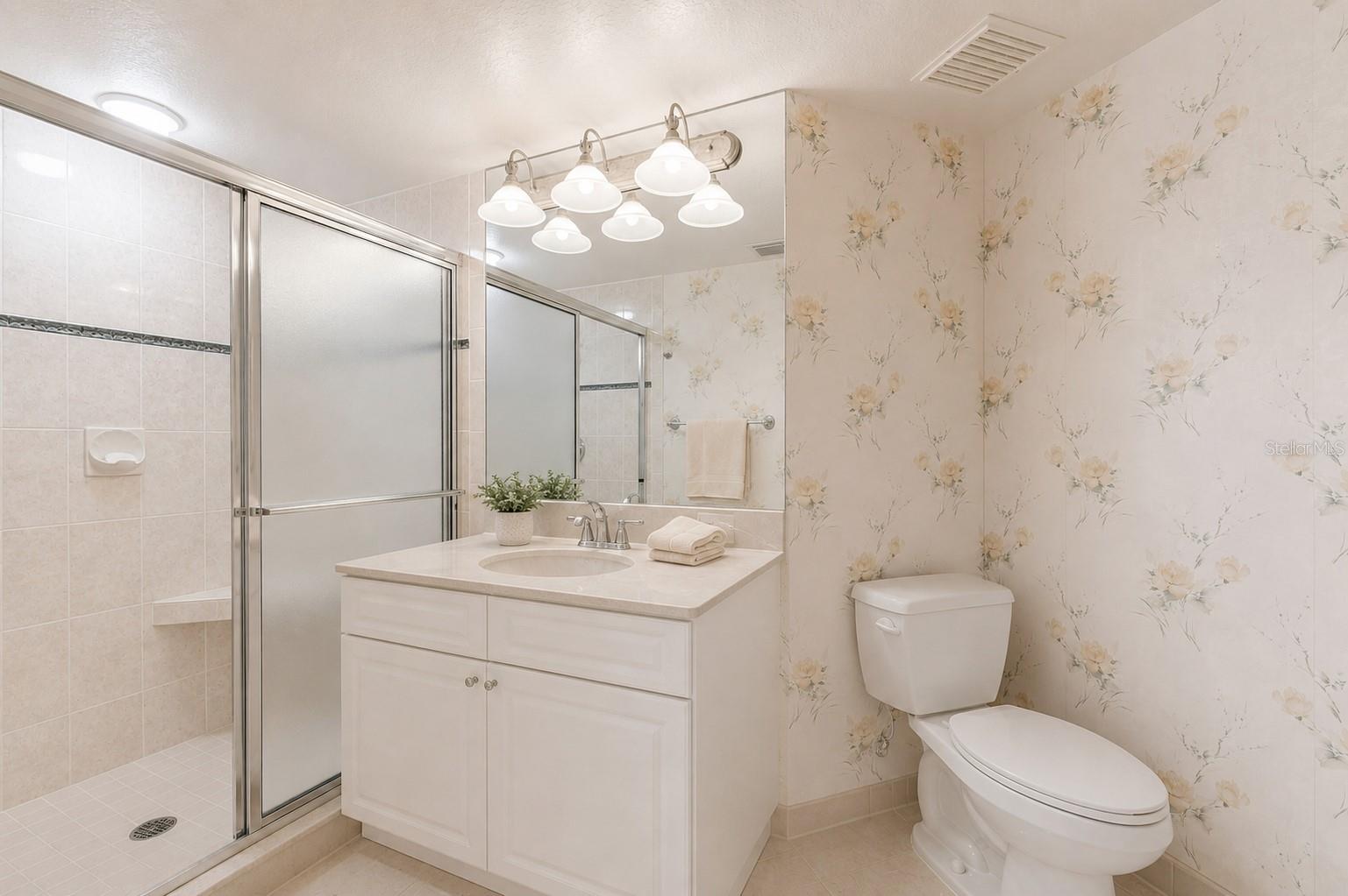 16750 Gulf Blvd #414 Property Photo 14