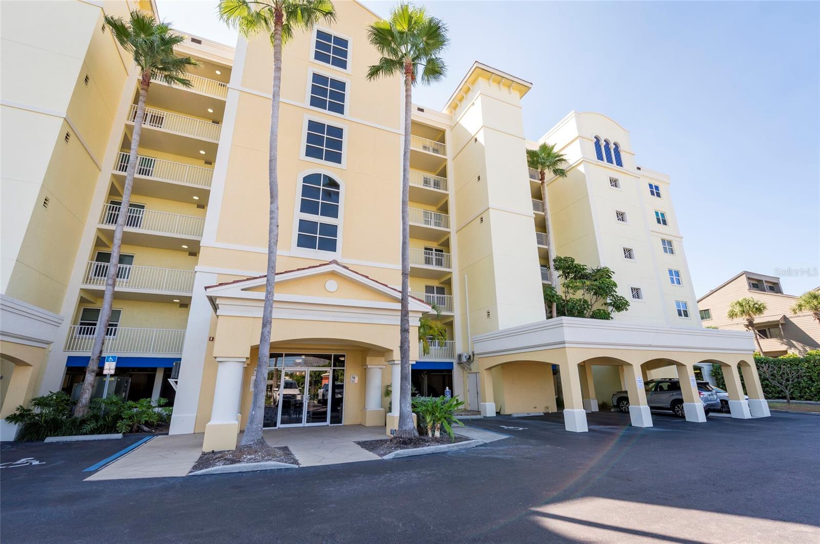 16750 Gulf Blvd #414 Property Photo 53