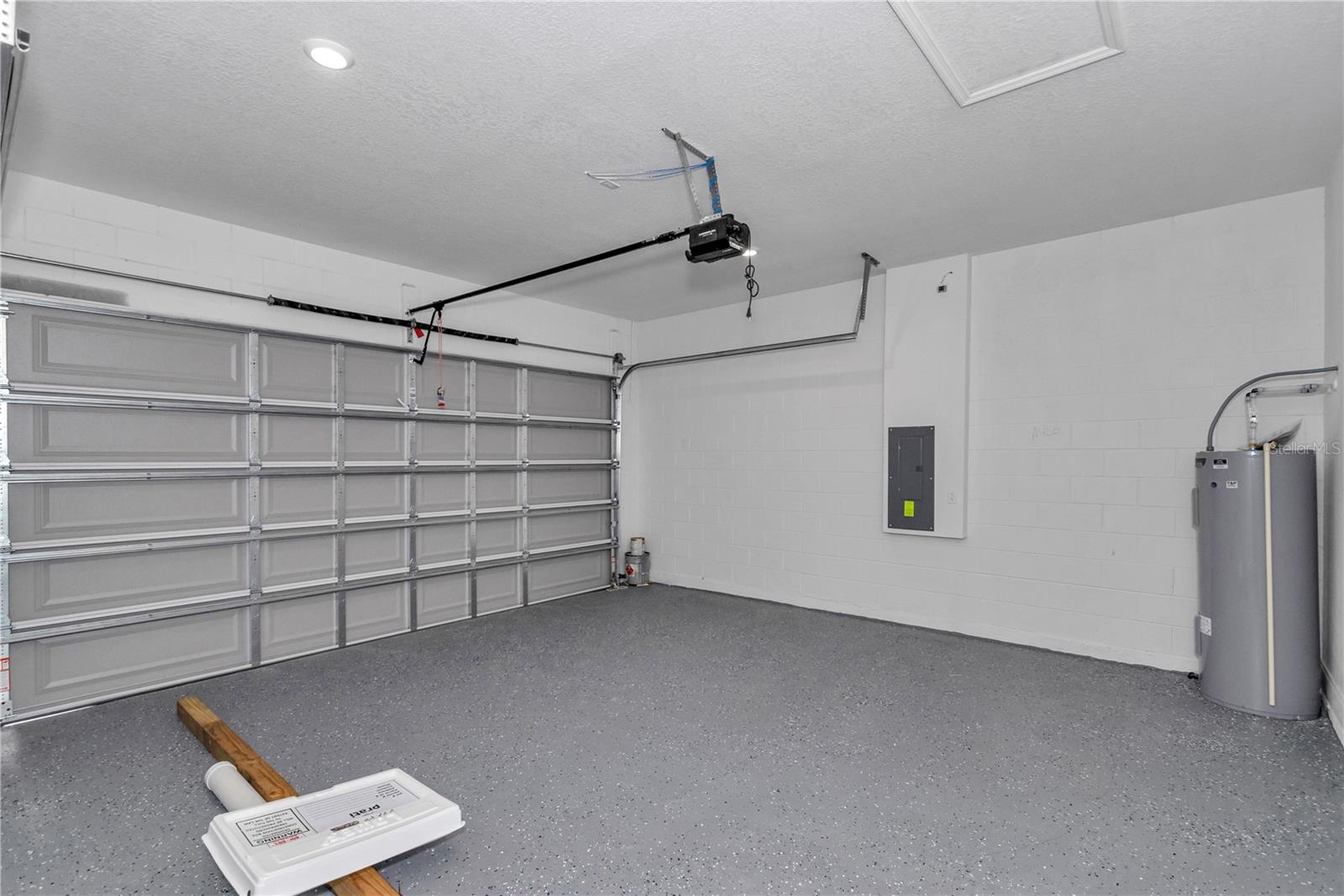 7243 N Embassy Ter Property Photo 43