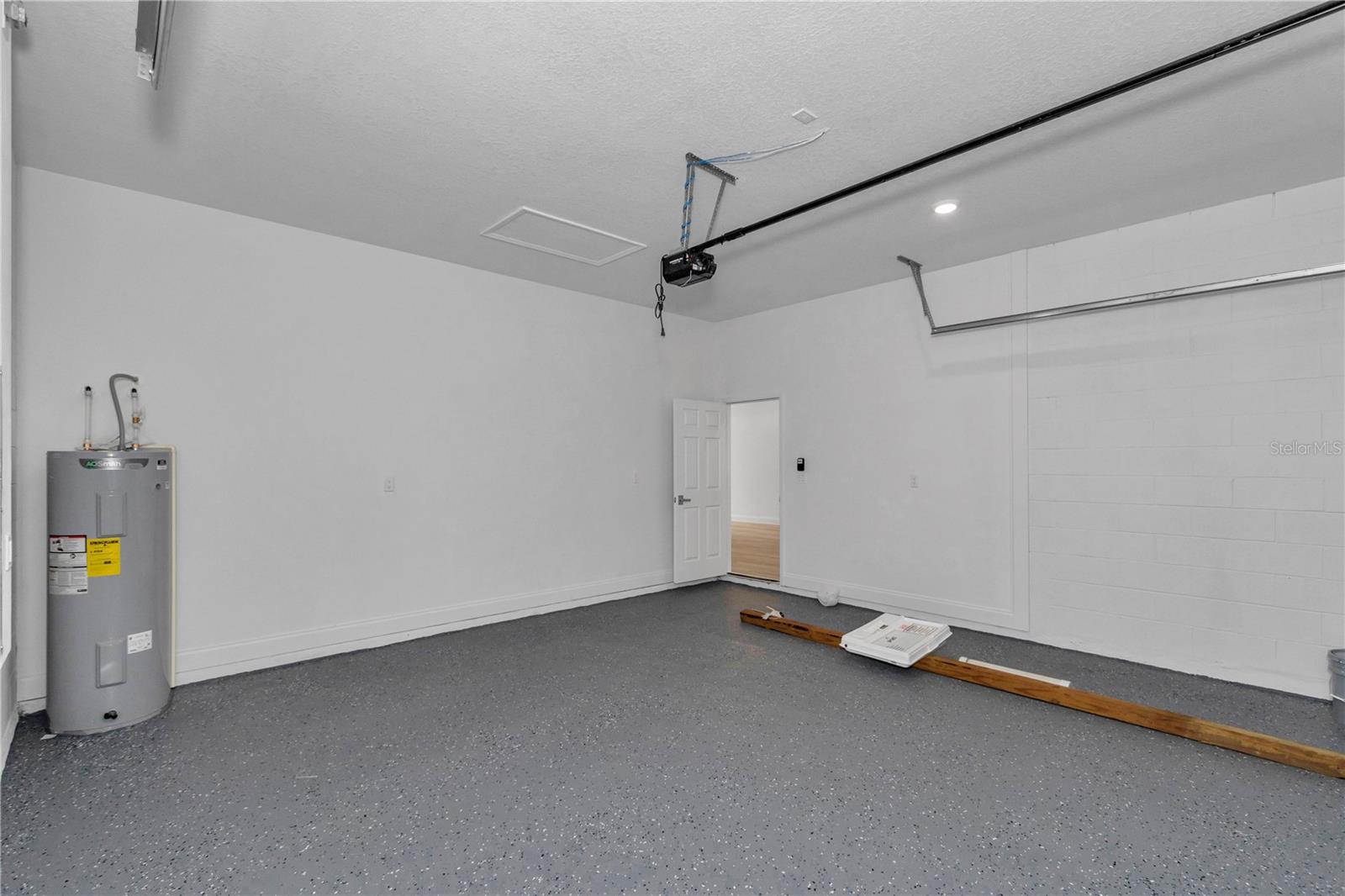 7243 N Embassy Ter Property Photo 44