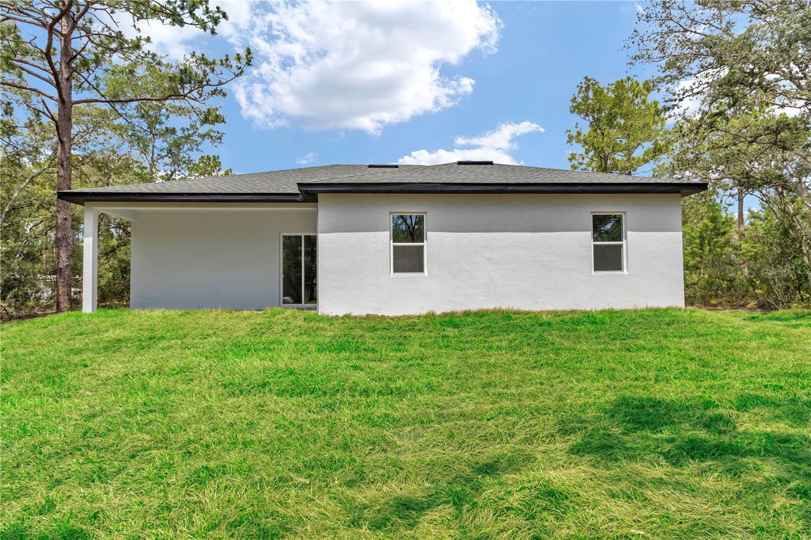 7243 N Embassy Ter Property Photo 46