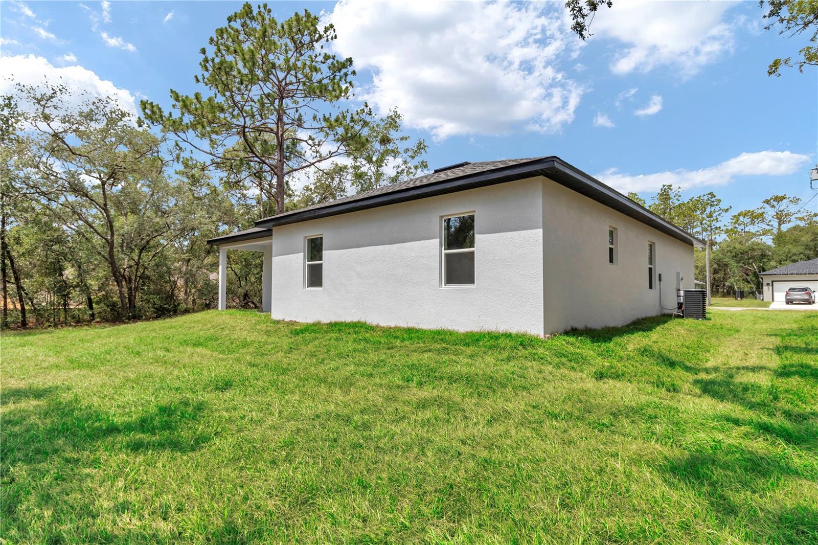 7243 N Embassy Ter Property Photo 47