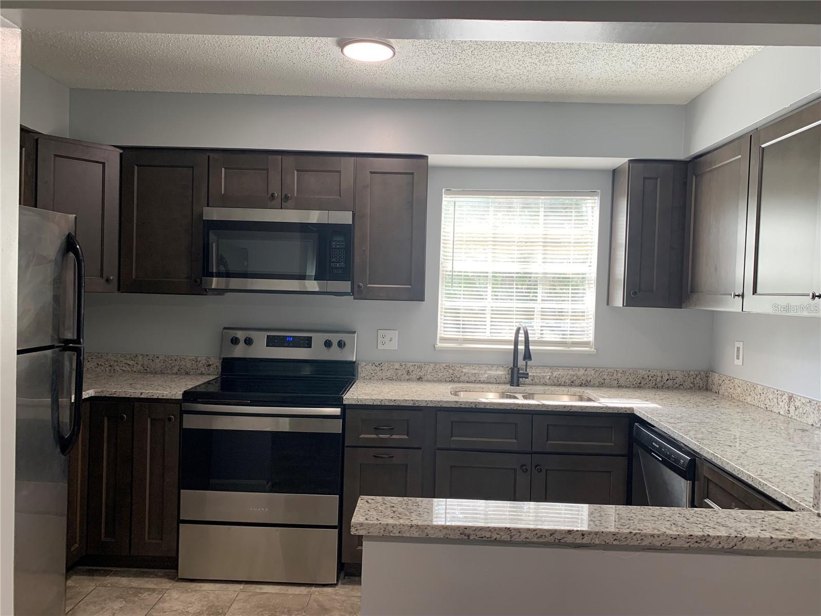 14402 Reuter Strasse Cir ##2 Property Photo 8
