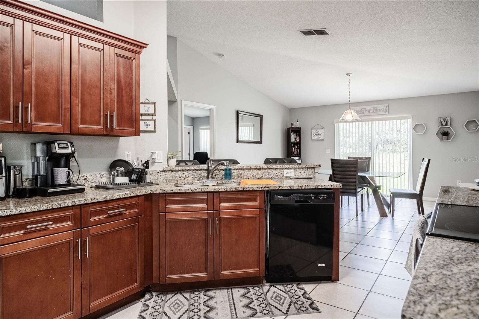 141 Flatfish Ct Property Photo 9