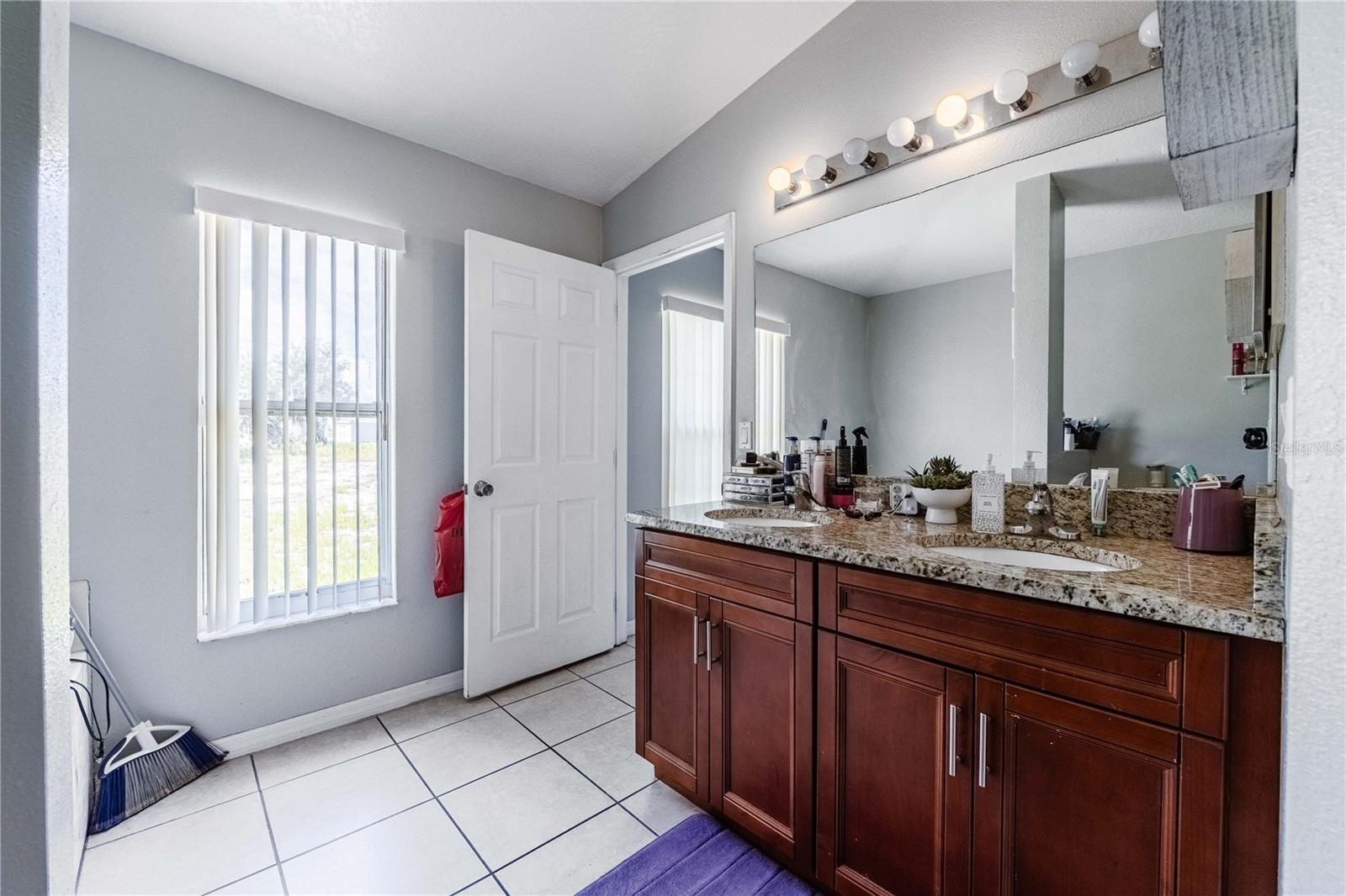 141 Flatfish Ct Property Photo 22