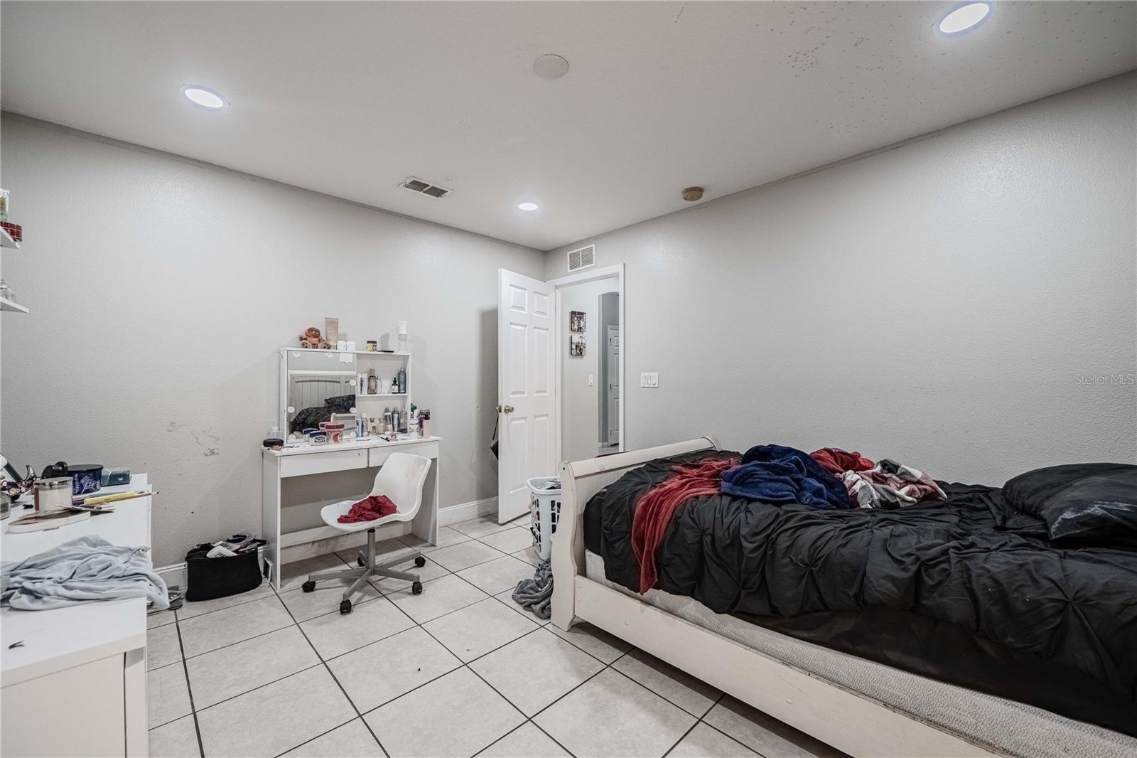 141 Flatfish Ct Property Photo 25