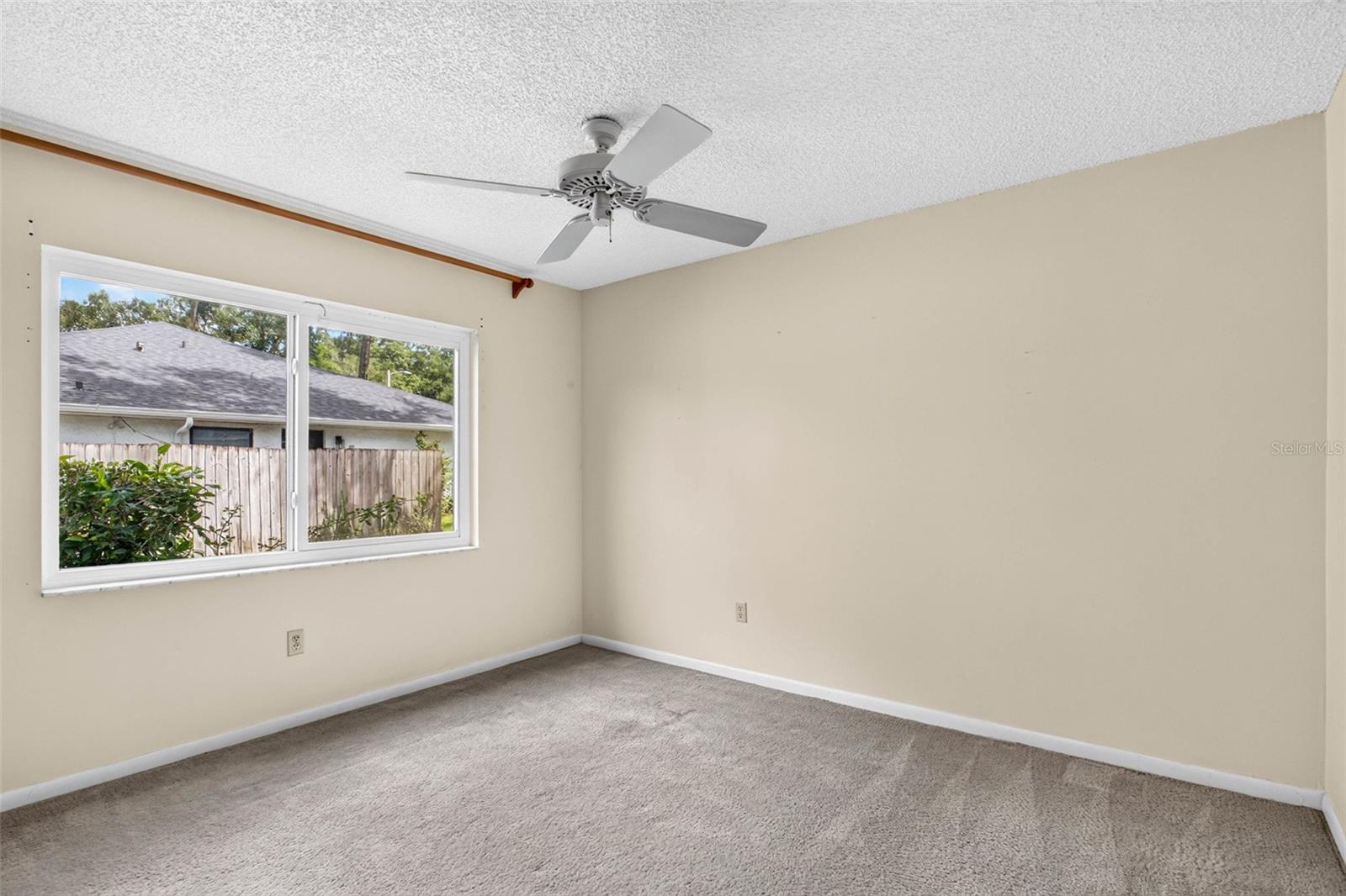 6328 N Queensway Dr Property Photo 30