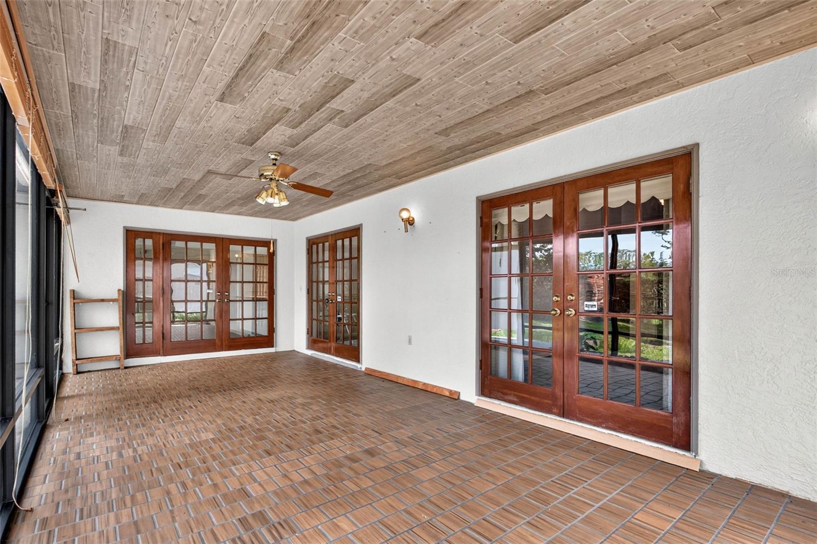 6328 N Queensway Dr Property Photo 37