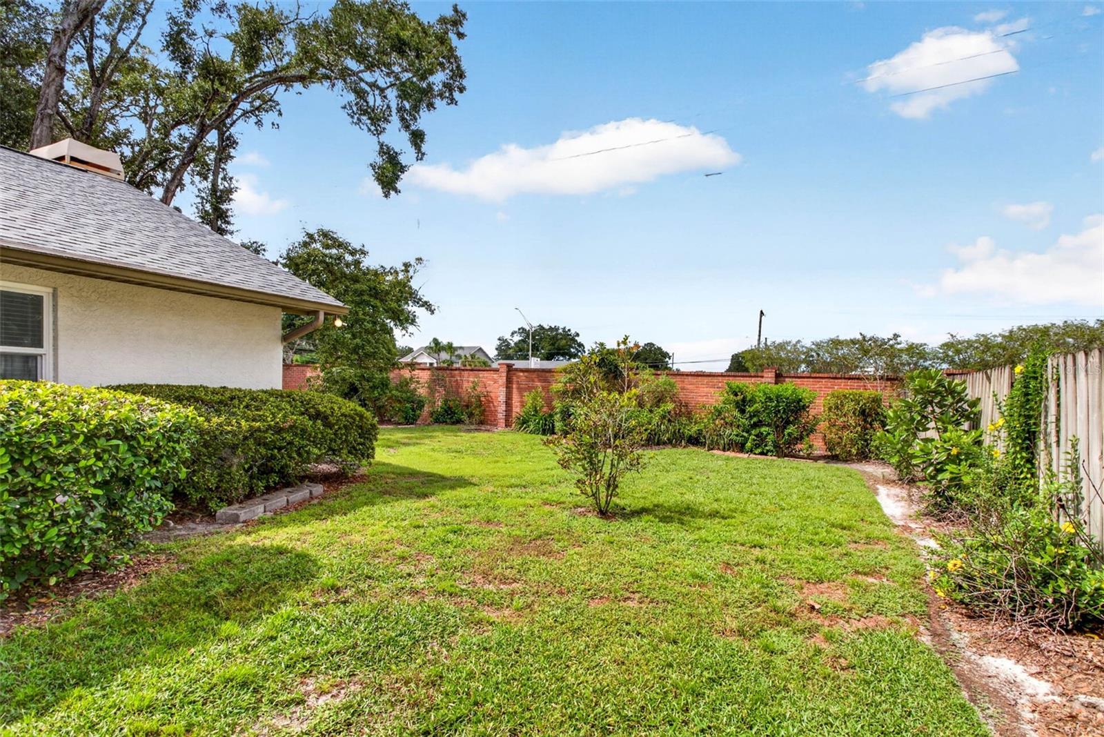 6328 N Queensway Dr Property Photo 40