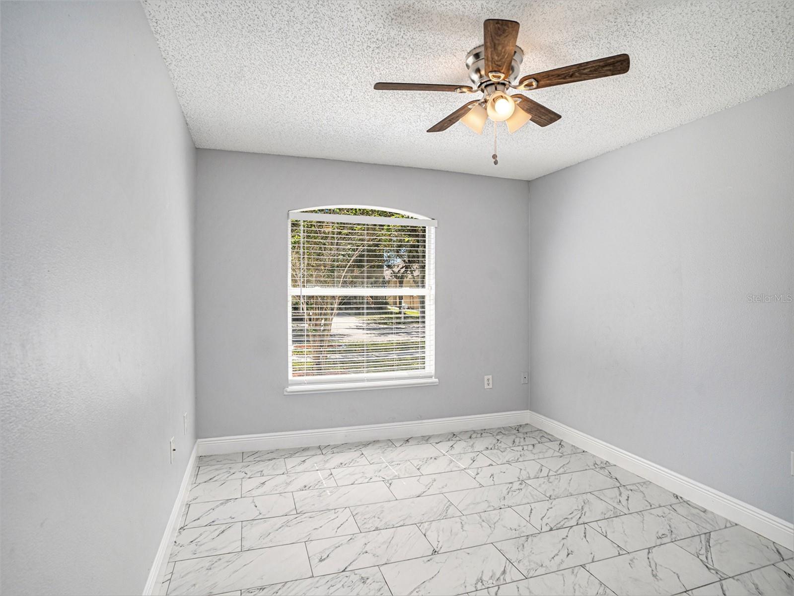 11433 Ivy Flower Loop Property Photo 25