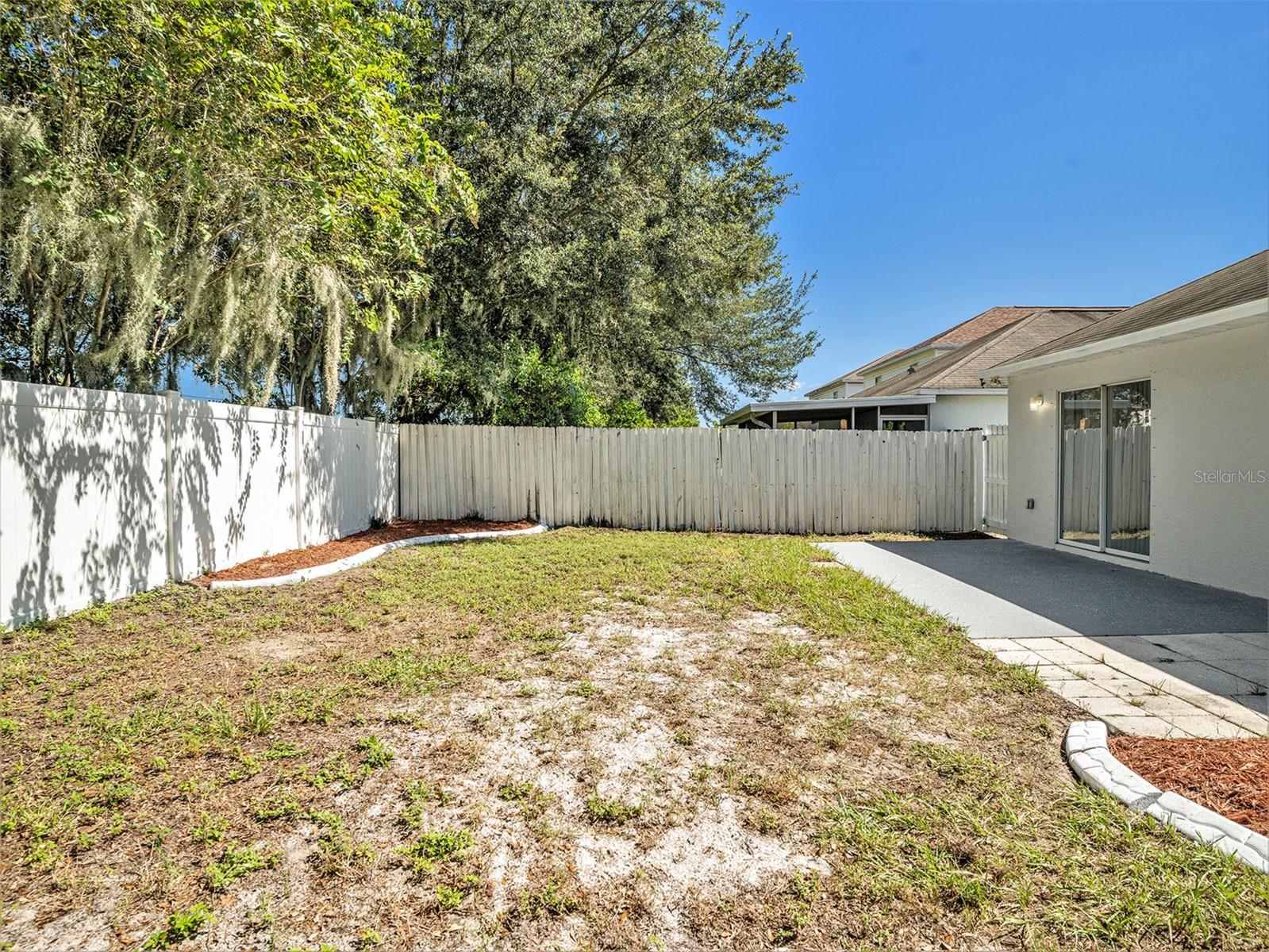 11433 Ivy Flower Loop Property Photo 31