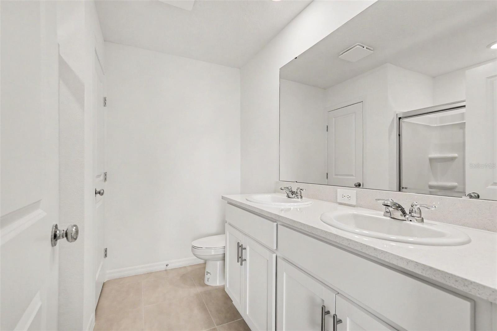 13207 Forge Ave Property Photo 18