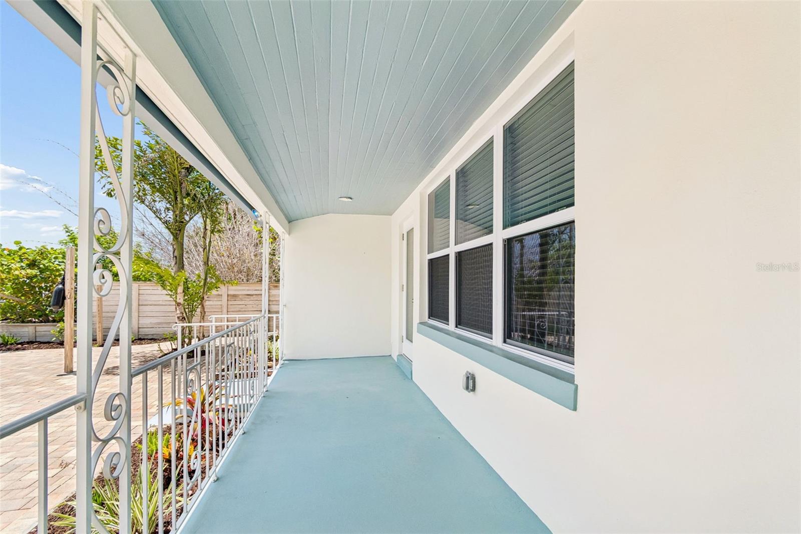 8125 Bayshore Dr Property Photo 6