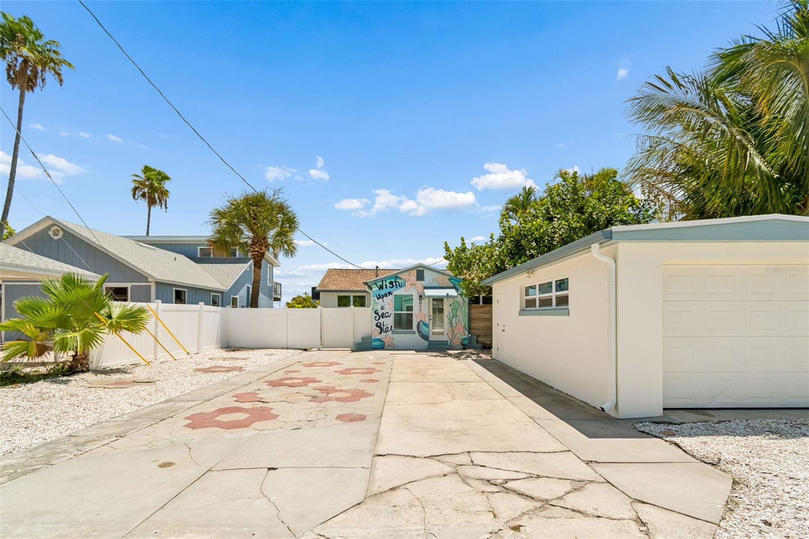 8125 Bayshore Dr Property Photo 11