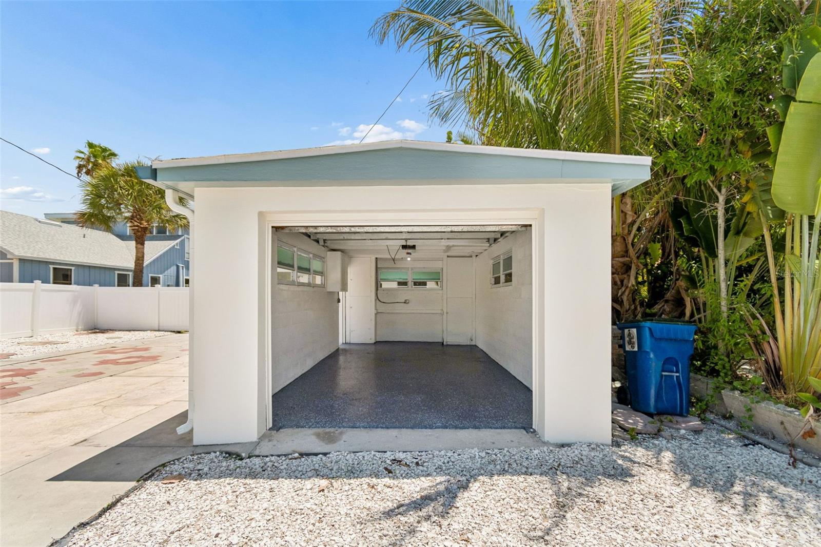 8125 Bayshore Dr Property Photo 14