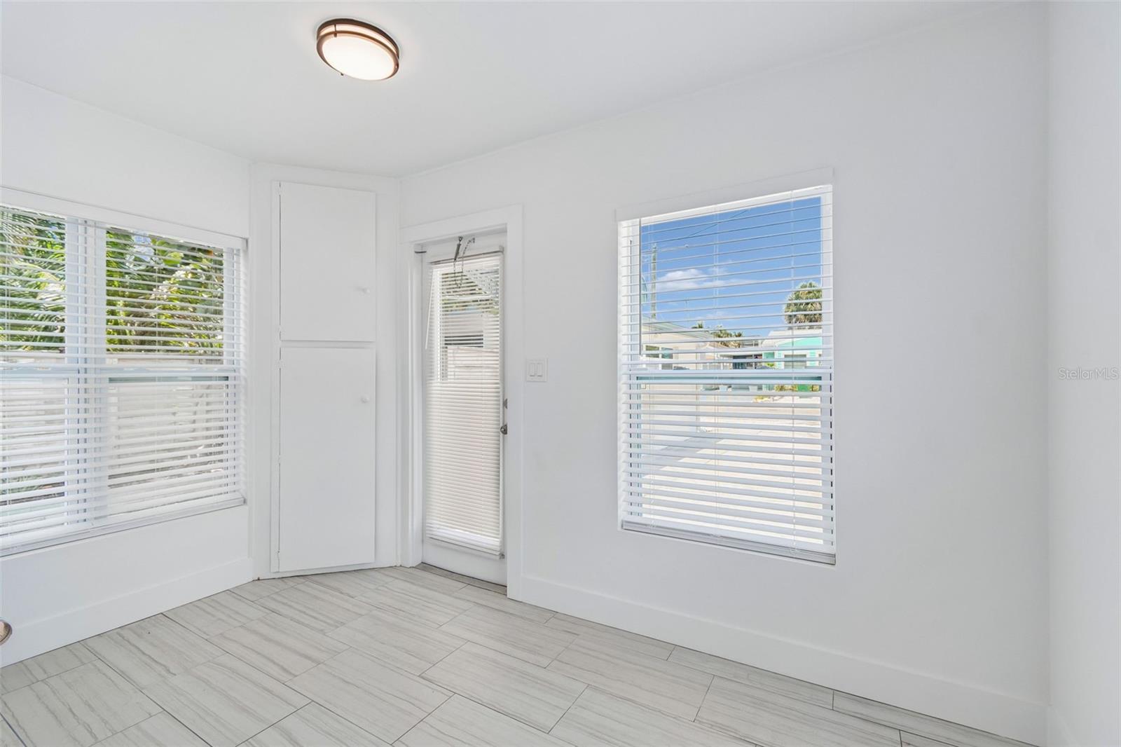 8125 Bayshore Dr Property Photo 16