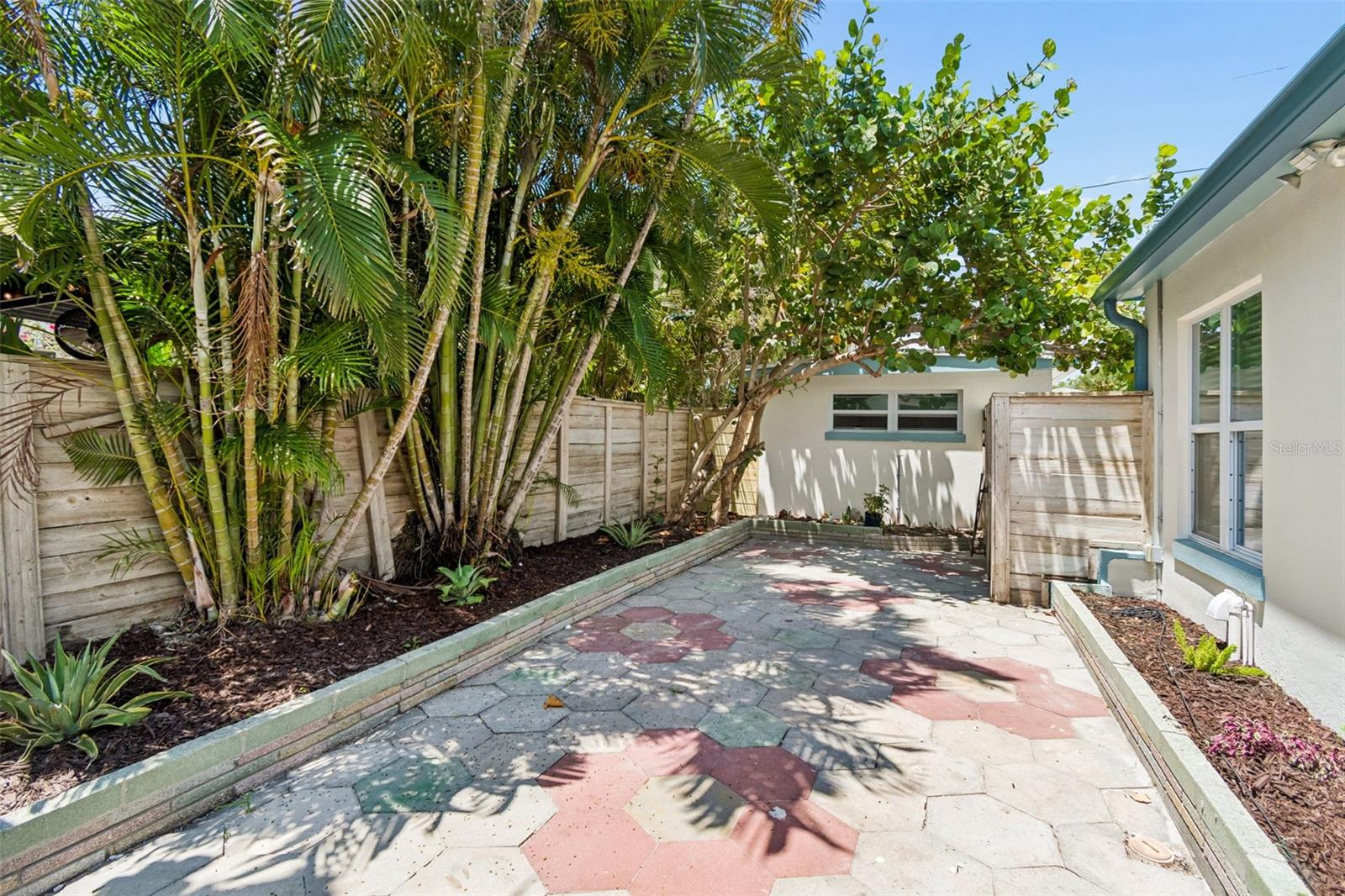 8125 Bayshore Dr Property Photo 22