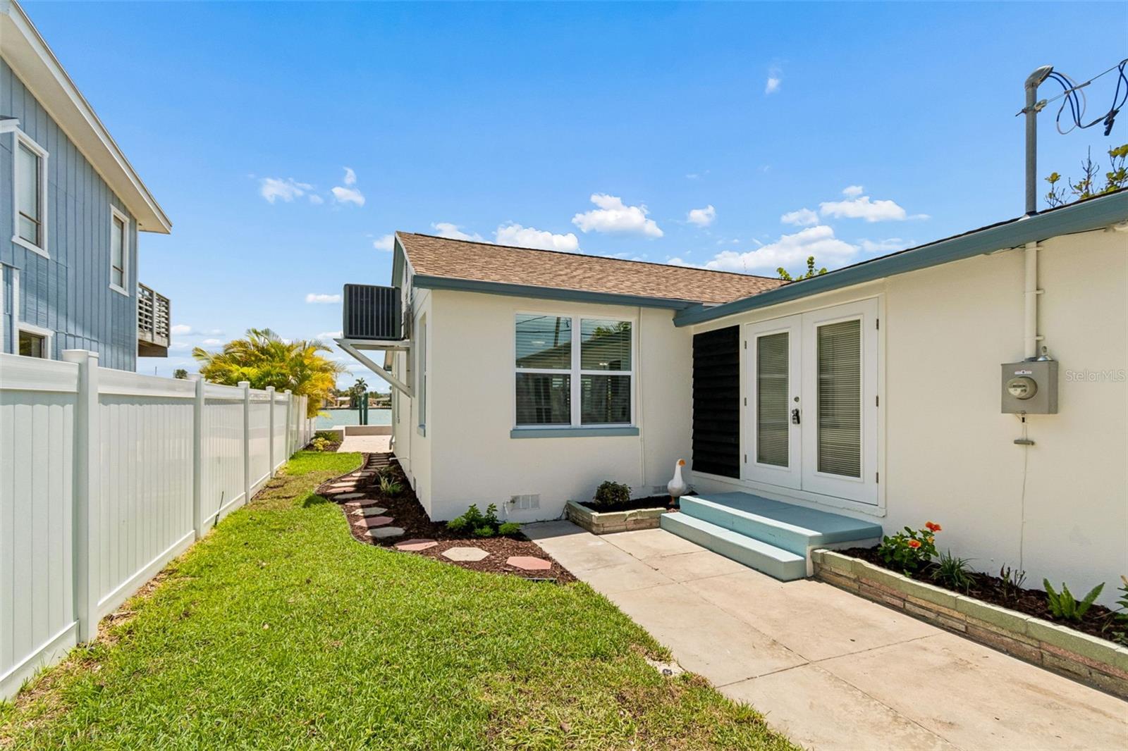8125 Bayshore Dr Property Photo 24