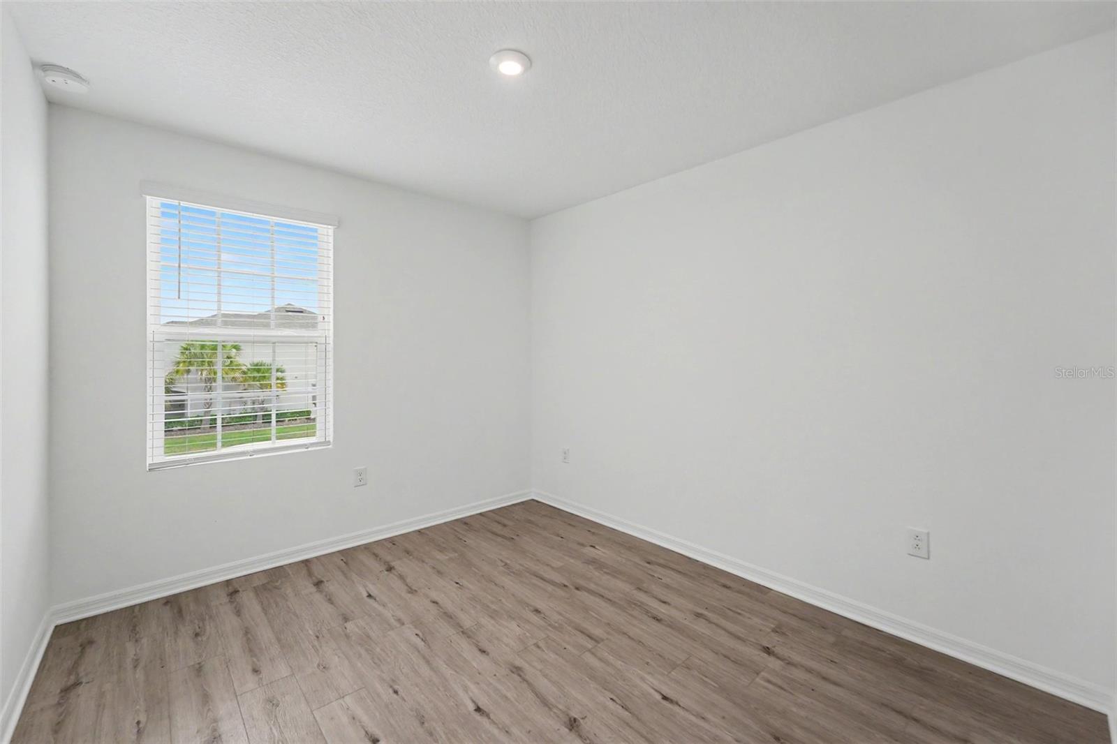 10573 Oakside Dr Property Photo 12