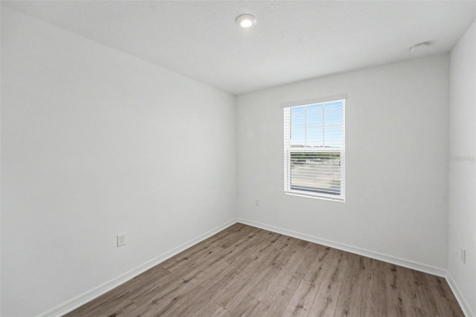 10573 Oakside Dr Property Photo 13
