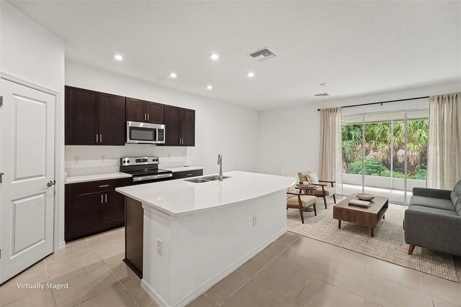 10573 Oakside Dr Property Photo 16