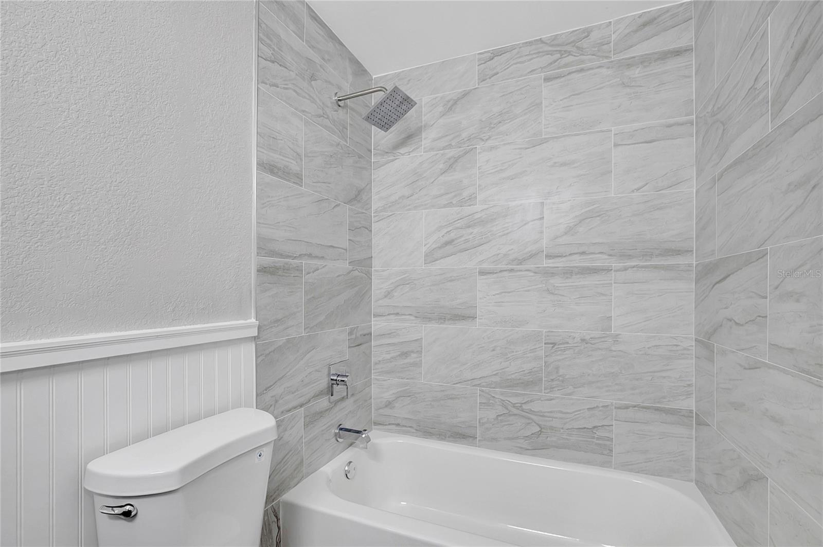 917 Winchester Ct Property Photo 26