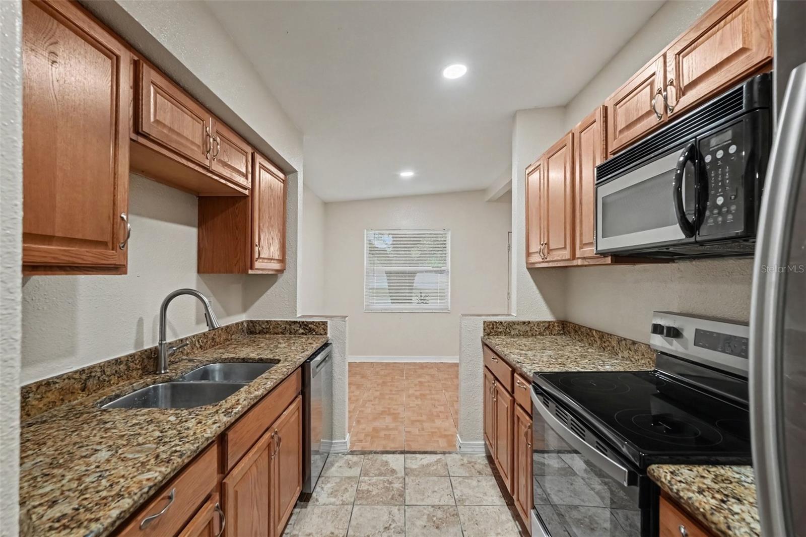 1503 W Linebaugh Ave Property Photo 4