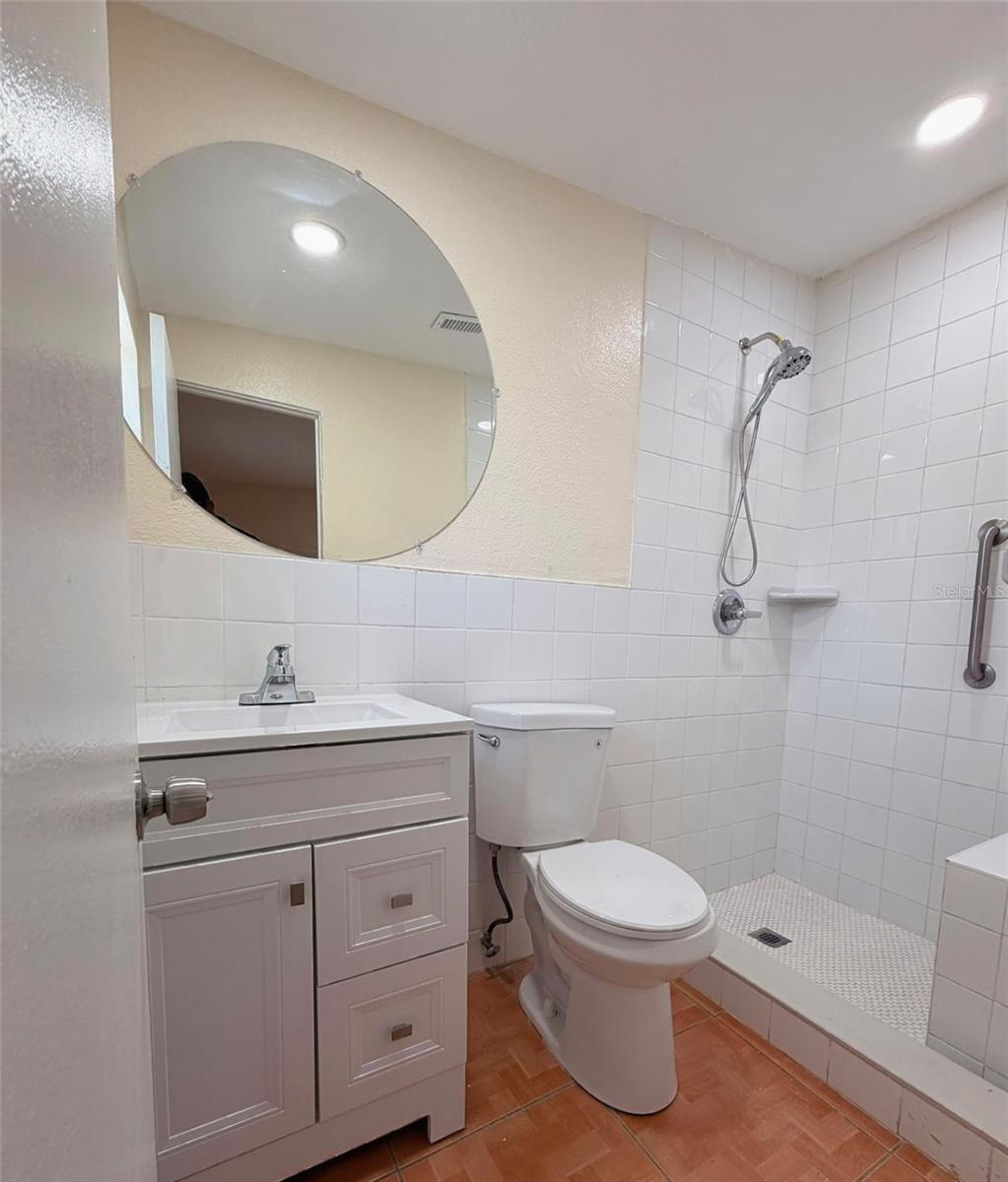 1503 W Linebaugh Ave Property Photo 8